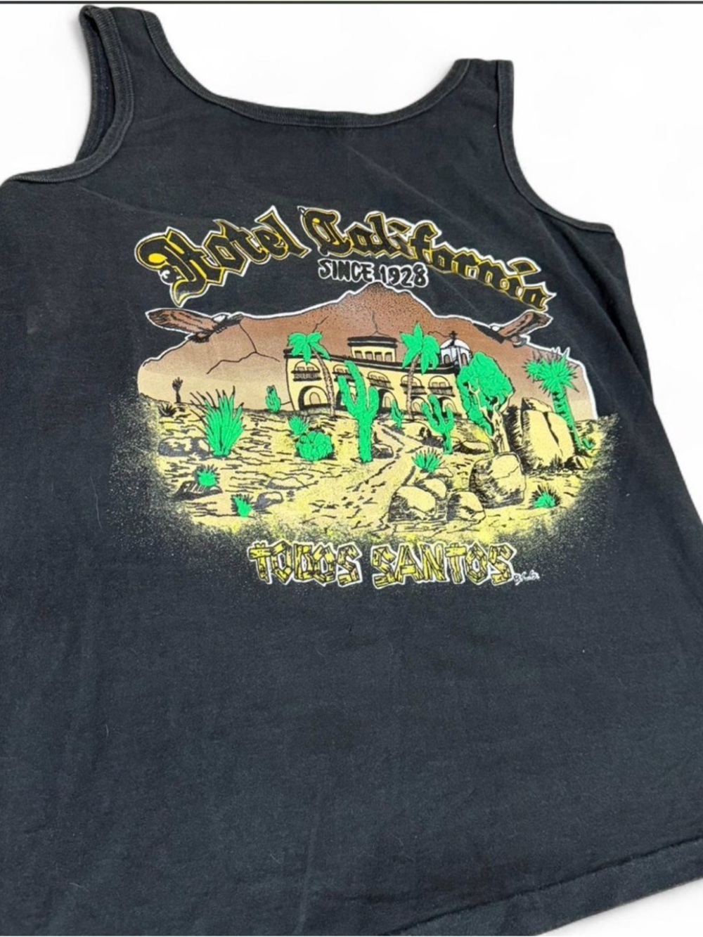 VINTAGE 90s HOTEL CALIFORNIA TANK